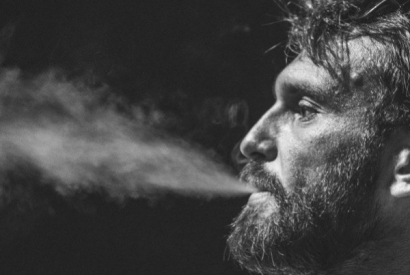 Does smoking affect hair loss?
